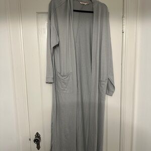 La Vie En Rose Light Gray Cardigan